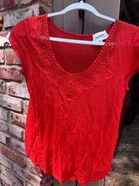 Sezane Red Crochet-Trim Short Sleeve Tee